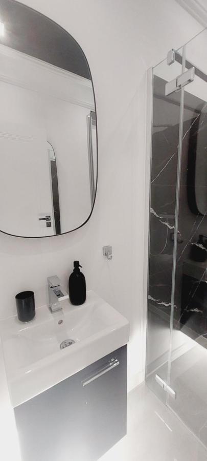 غدانسك Central Apartments Astoria 1 المظهر الخارجي الصورة